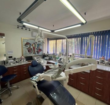  חדר להשכרה במרפאת שיניים במרכז רעננה