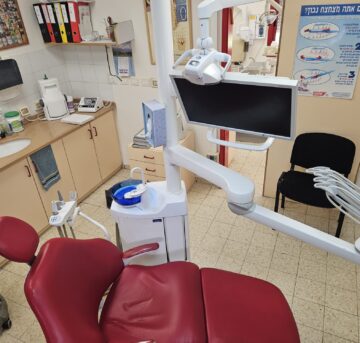  למכירה מרפאת שיניים ברמת הגולן